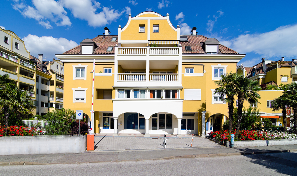 Sede a Merano, vista dall'esterno  -  independent L.